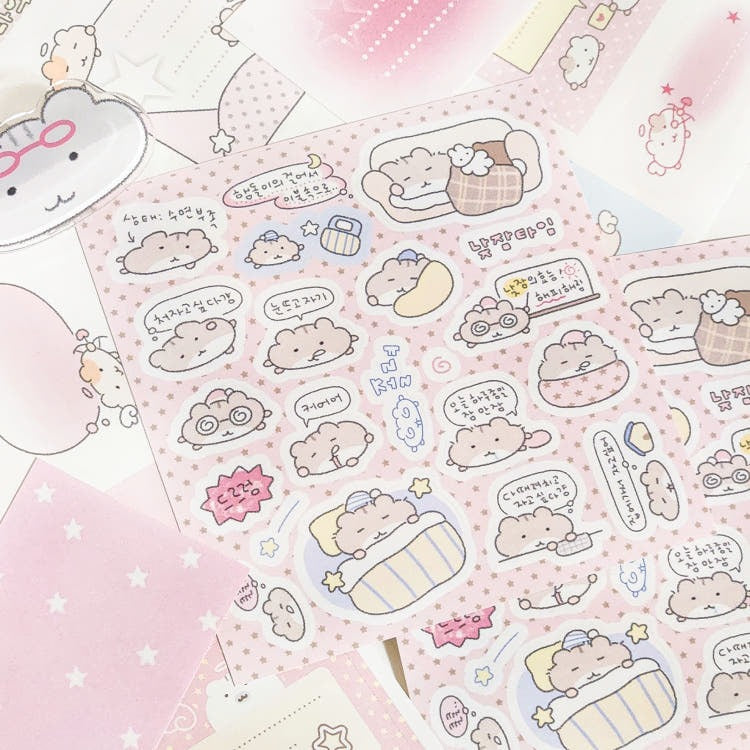 roundoeuf - ham in bed sheet sticker