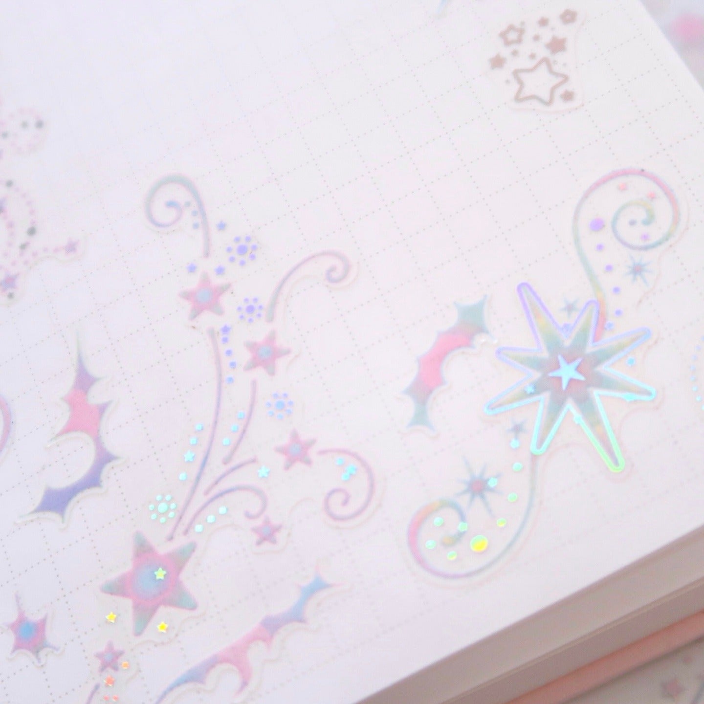 ♡ Pearly Button - Mystic Twinkle Sticker