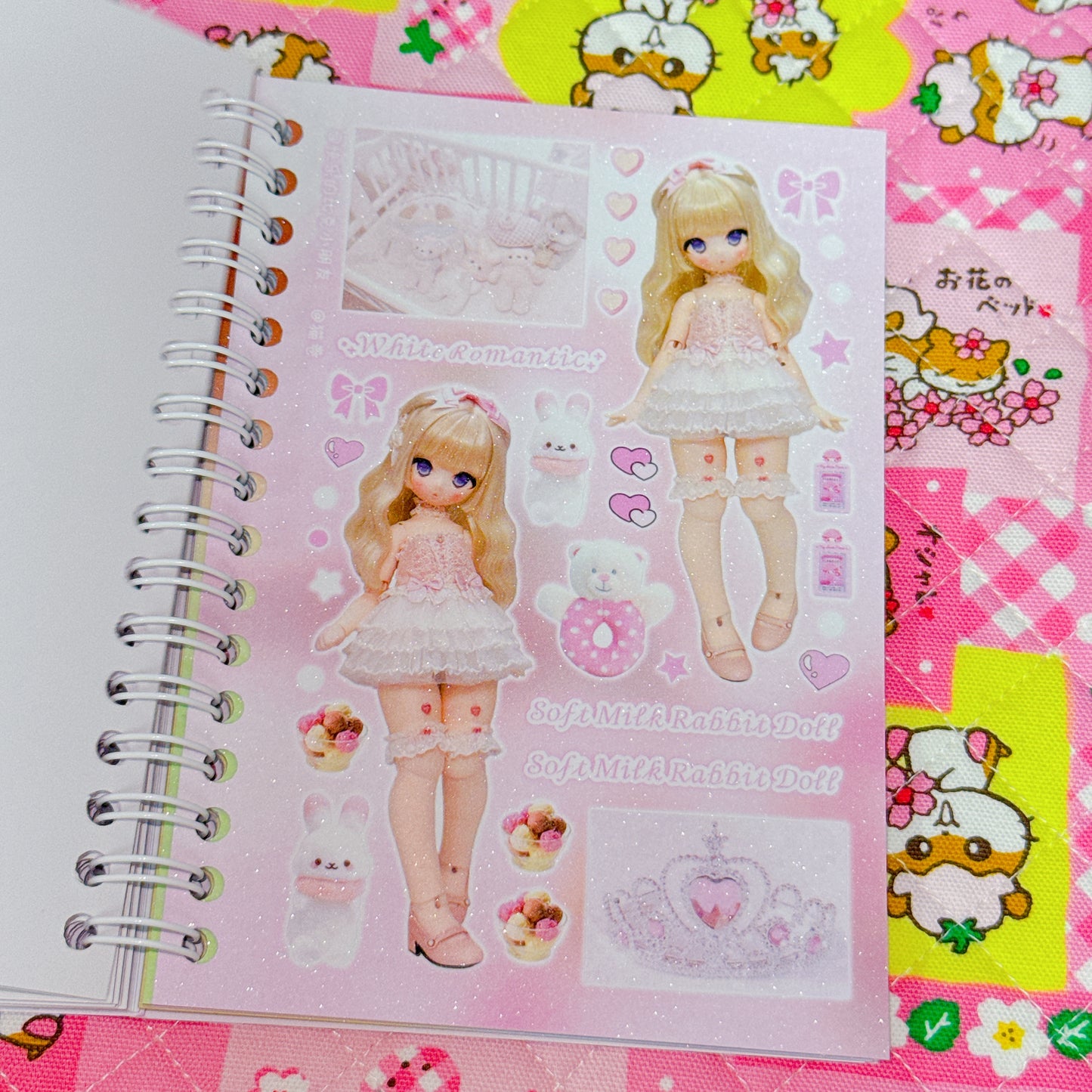 Sticker Book ♡ 30 pages (background sand)
