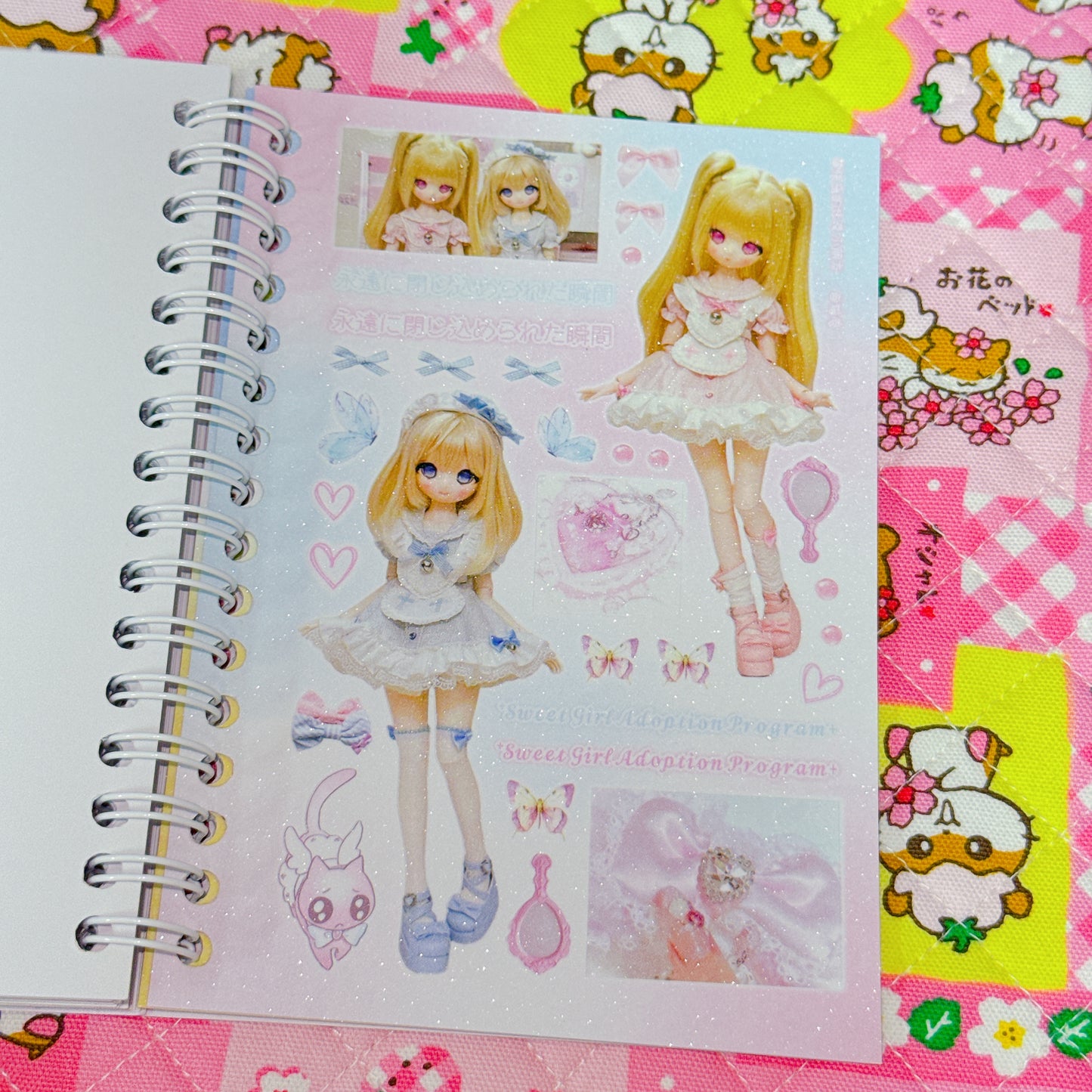 Sticker Book ♡ 30 pages (background sand)