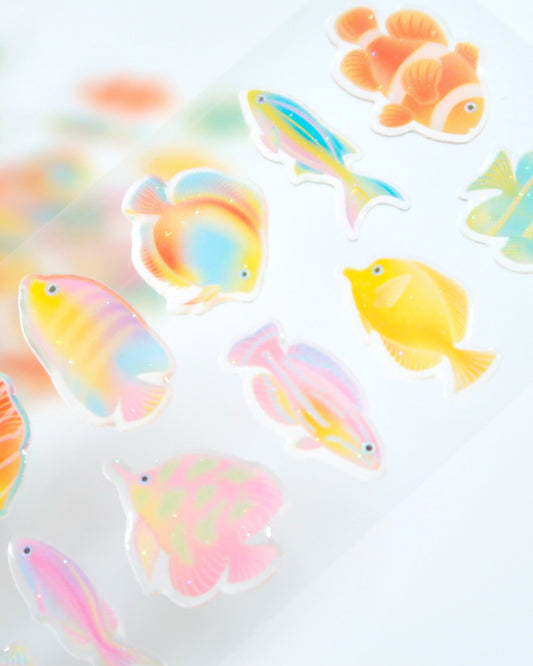 ♡ Pearly Button - Tropical Fish Epoxy Sticker