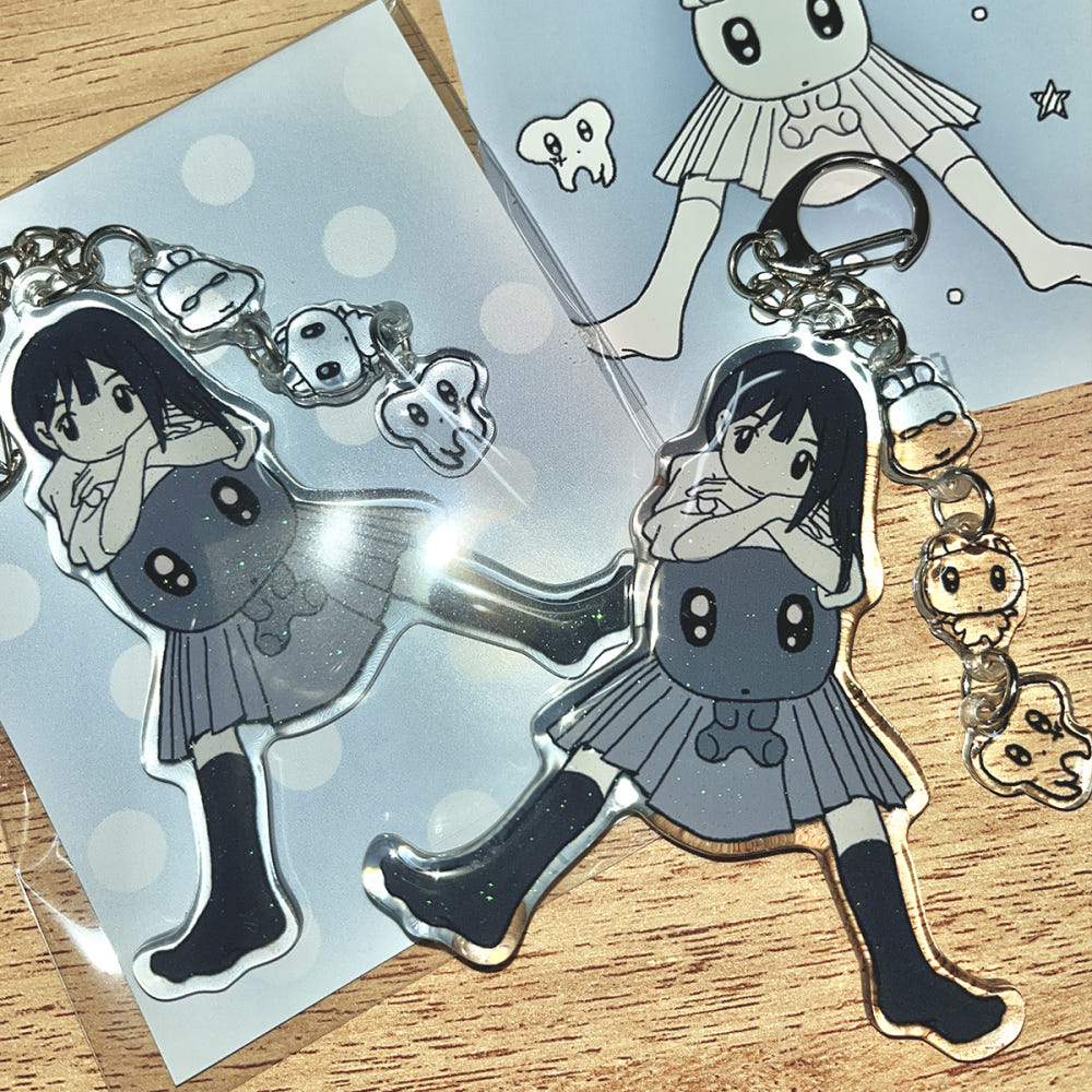 JUBA - hug epoxy keyring