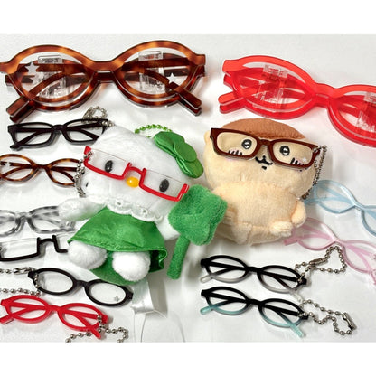Blackletter - glasses acrylic clip