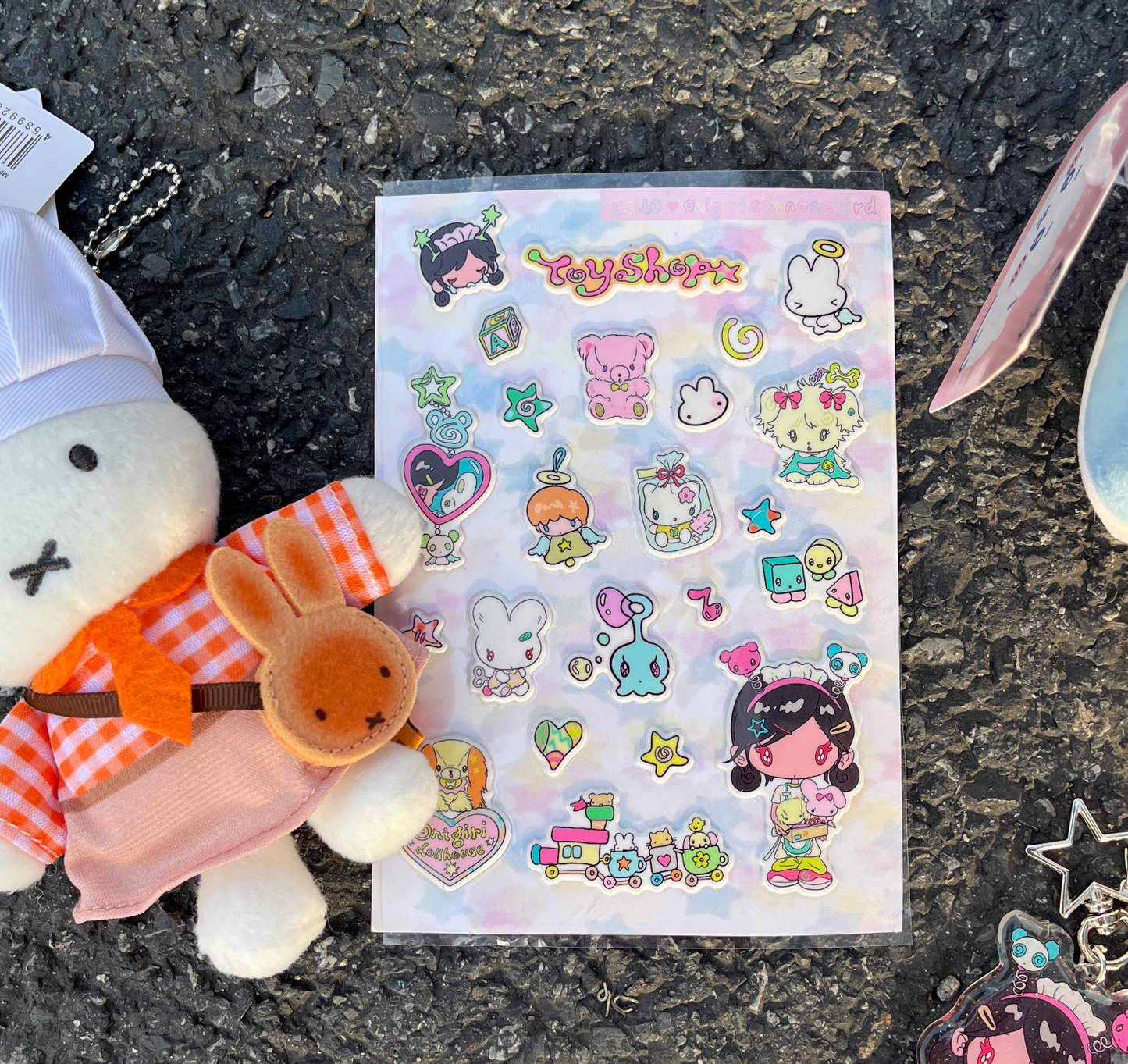 Sunonebird x Onigiri toy shop epoxy sticker